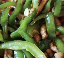 Stir-fried celery with pork