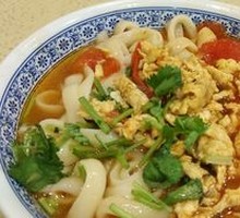 Tomato Stir-Fried Knife-Cut Noodles