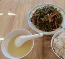 Stir-Fried Pork Shreds with Green Peppers