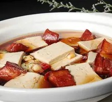 Braised Cabbage and Tofu in Clay Pot