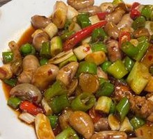Spicy Stir-Fried Chicken Kidneys