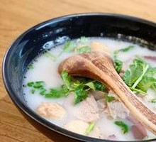 Old Duck Soup with Rice Noodles