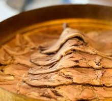 Kang's Wuzhumuqin Lamb