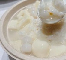 Sweet rice wine tofu pudding