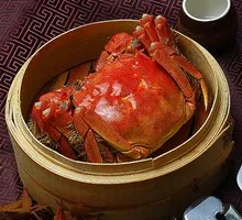 Steamed Premium Female Crab