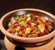 Stir-fried Black Rooster with Thin Pepper