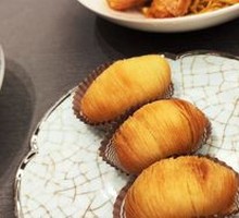 Fragrant Durian Pastry
