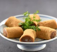 Beijing-style sweet rice roll