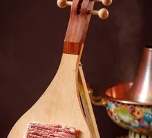 Pipa-shaped Pork Dumplings