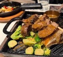 Pan-Seared Australian M5 Wagyu Tenderloin