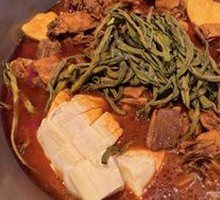 Stewed Goose in Iron Pot