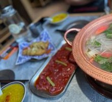 Yunnan Sour Cabbage Hot Pot