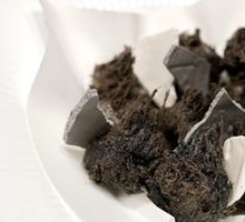 Beijing-style Braised Sea Cucumber with Crispy Pastry