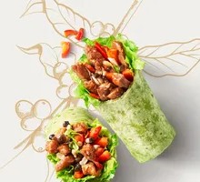 Marinated Beef with Fresh Vegetables Roll