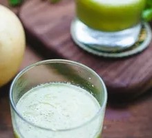 Pear and Celery Juice