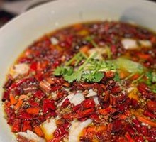 传统沸腾水煮鱼