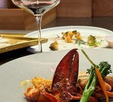 Boston Lobster with Marseille Seafood Sauce