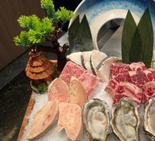 Filet Mignon with Foie Gras