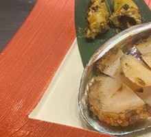 Grilled Live Abalone with Salt