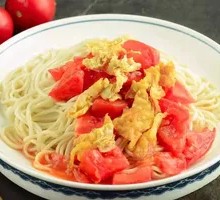 Tomato and Egg Noodles
