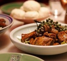 Spicy Pepper Pork Ribs