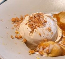 Minnan Taro Paste Pancake with Dongding Oolong Ice Cream