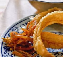 Soybean Juice with Fried Dough Rings