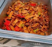 Stir-fried Pork with King Oyster Mushrooms