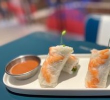 Classic Pork and Shrimp Spring Rolls