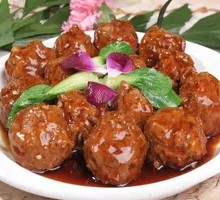 Shandong Large Banquet Braised Meatballs
