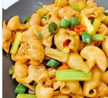 Stewed Pig Intestines in Pot