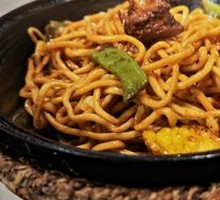 Stir-Fried Noodles in Iron Pot