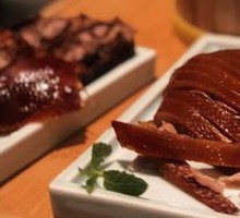 Gong and Drum Roast Duck