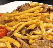 Stir-fried Beef with Sour Bamboo Shoots