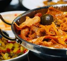 Liuzhou Crispy Pork Knuckle Pot