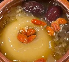 Traditional Roasted Pear