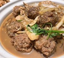 Braised Tofu with Meatballs