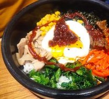 Intangible Heritage Stone Pot Rice