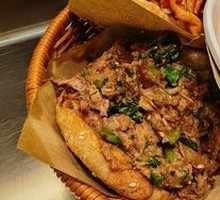 Stewed Pork in Flatbread