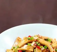 Stir-fried Tofu with Fragrant Wild Mushrooms