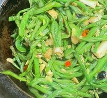 Braised Tofu Noodles in Clay Pot