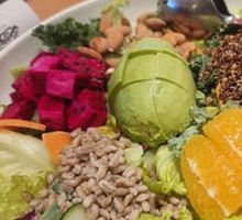 Avocado Rainbow Salad