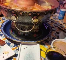 Jingtailan Yinyang Pot