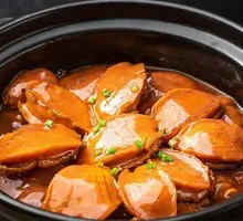 Pork Trotter with Abalone