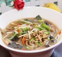 Spicy Chili Pork Noodles