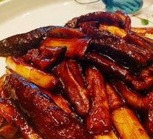 Braised Sea Cucumber with Green Onion