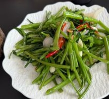 Stir-Fried Water Spinach