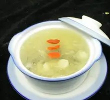 Tremella and Lotus Seed Soup