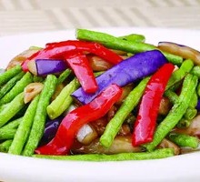 Stir-Fried Green Beans with Eggplant