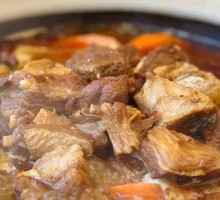 Braised Lamb in Clay Pot